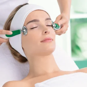 Tratamiento estético para contorno de ojos